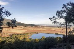 Vista-Pantano-de-Cogollos-desde-camino-de-la-Ermita